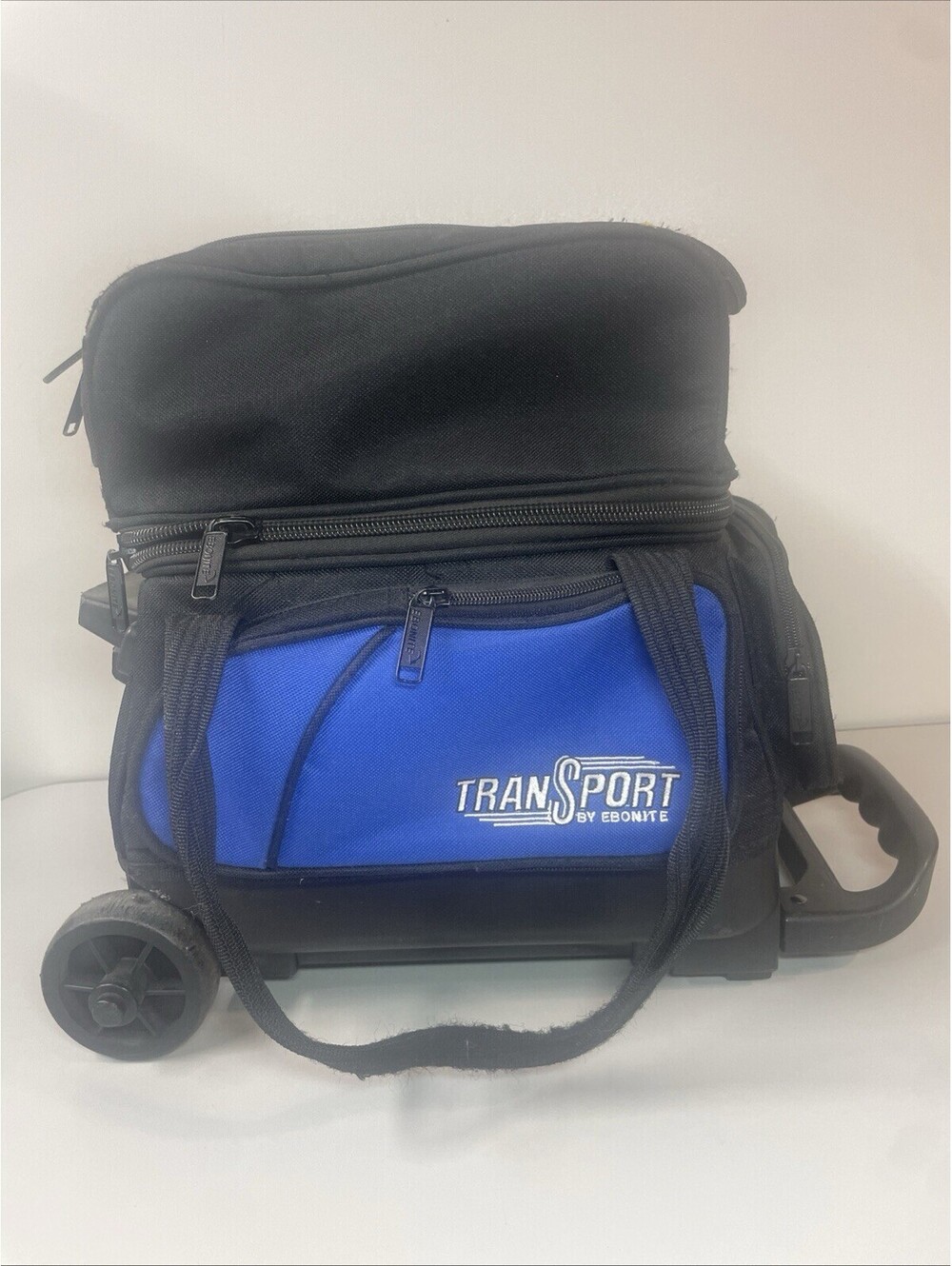 Ebonite Transport 1 Ball Roller Bowling Bag Black Retractable Handle and 4 Ziprs